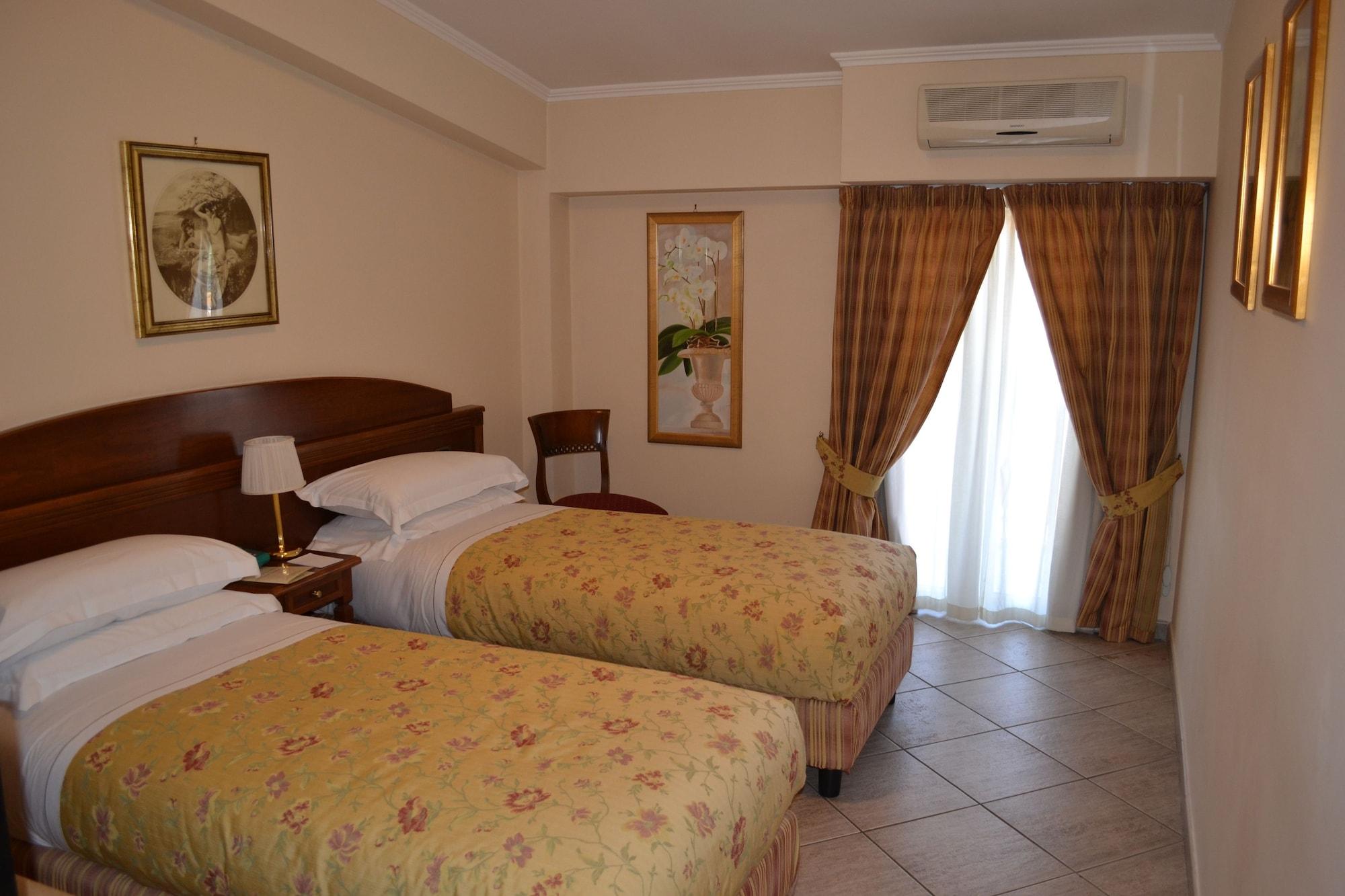 Marini Park Hotel Castel di Leva Exterior foto
